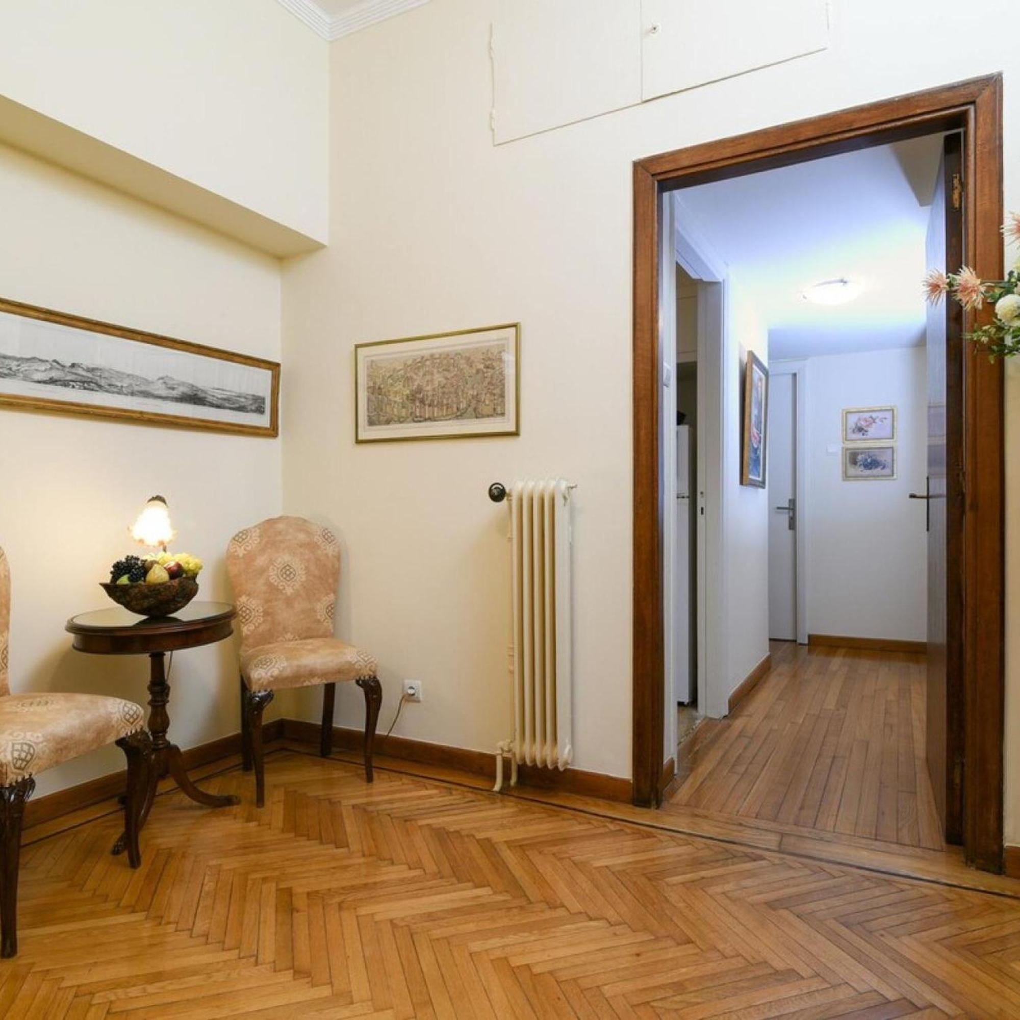 Classy Apartment In The Heart Of アテネ エクステリア 写真